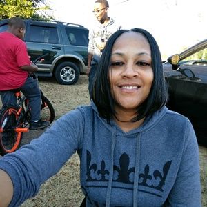 Meet your Posher, Clevette